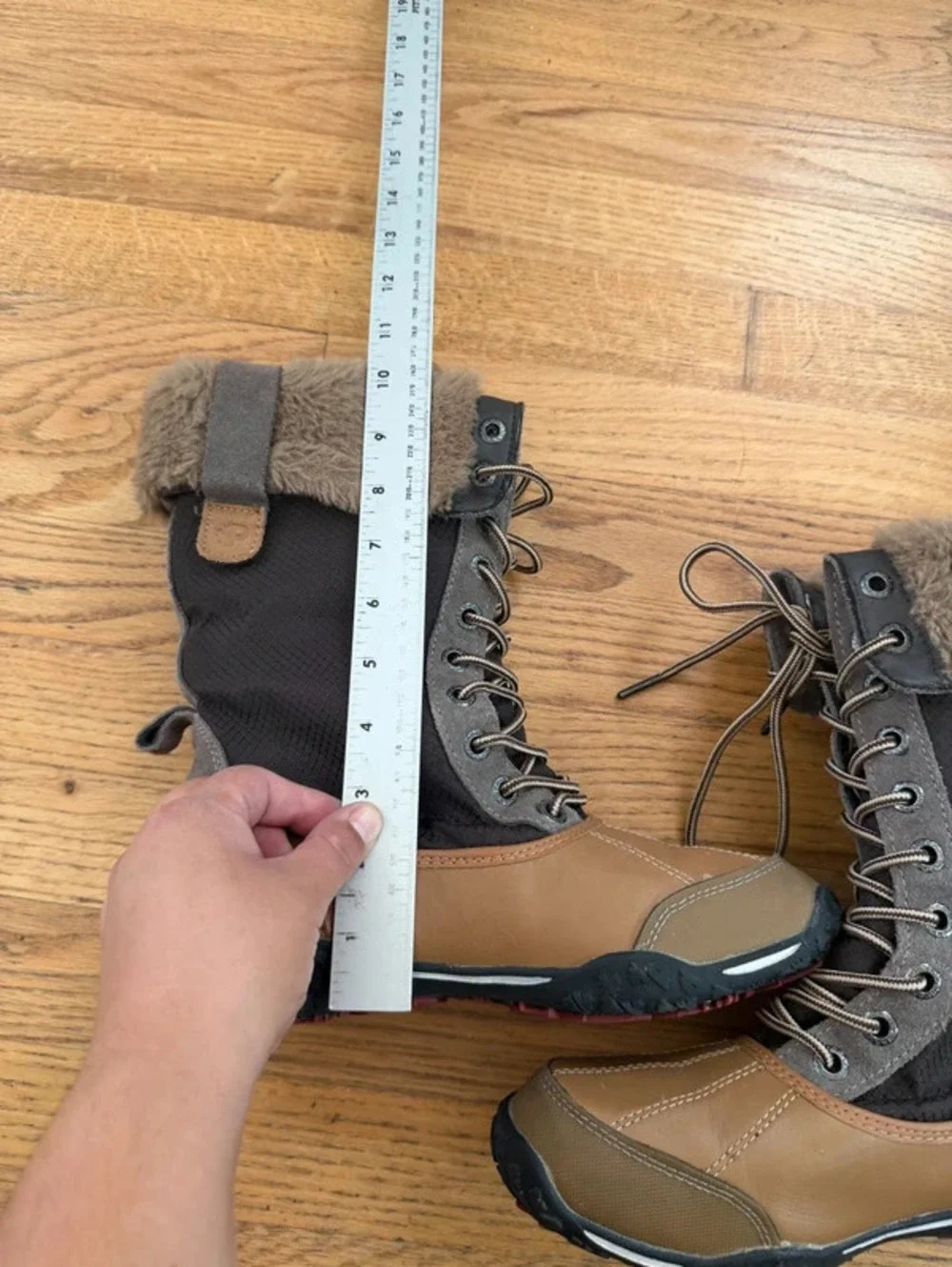 Pajar Women's Genevieve Snow Boots Mid Calf Size 8-8.5